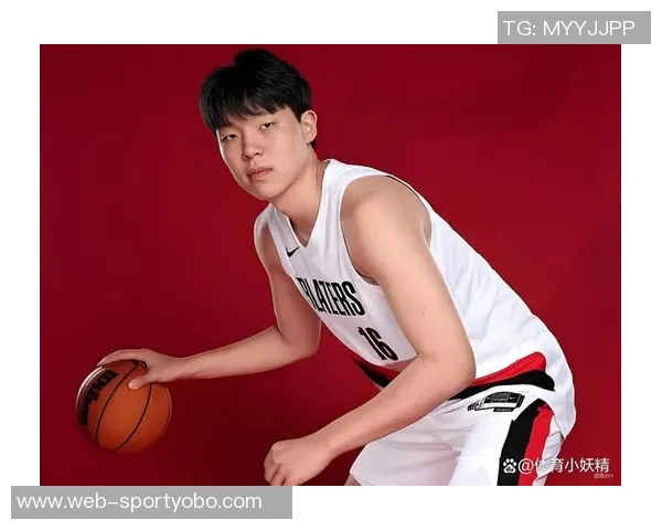 杨瀚森在G联盟比赛中表现出色节奏掌控力强未显疲态